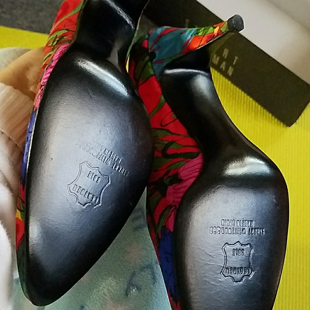 Stuart weitzman shoe - Picture 4 of 5